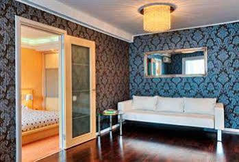 Uavoyage Business Apartments Kiev Dış mekan fotoğraf