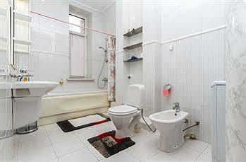 Uavoyage Business Apartments Kiev Dış mekan fotoğraf